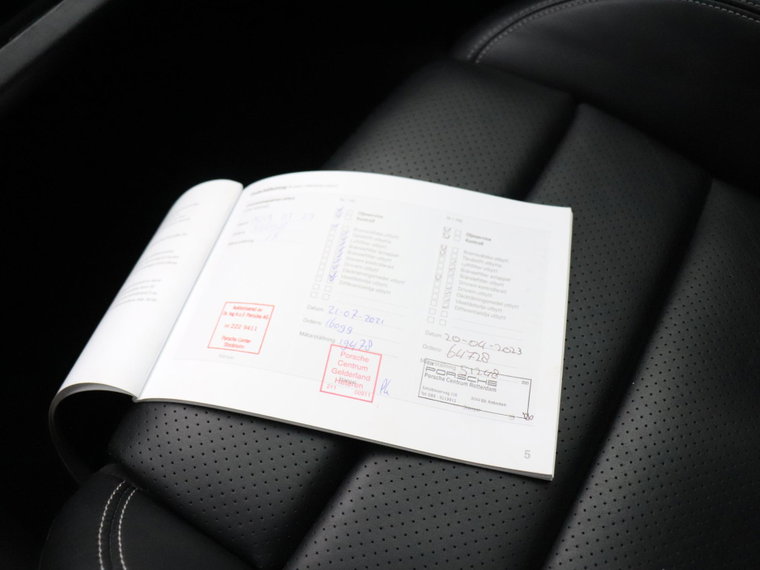 Vehicle Image 30