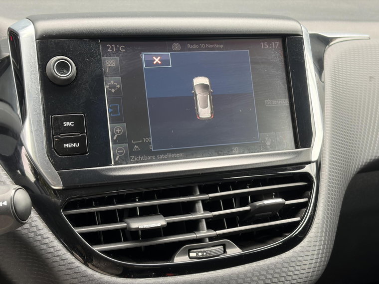 Vehicle Image 17