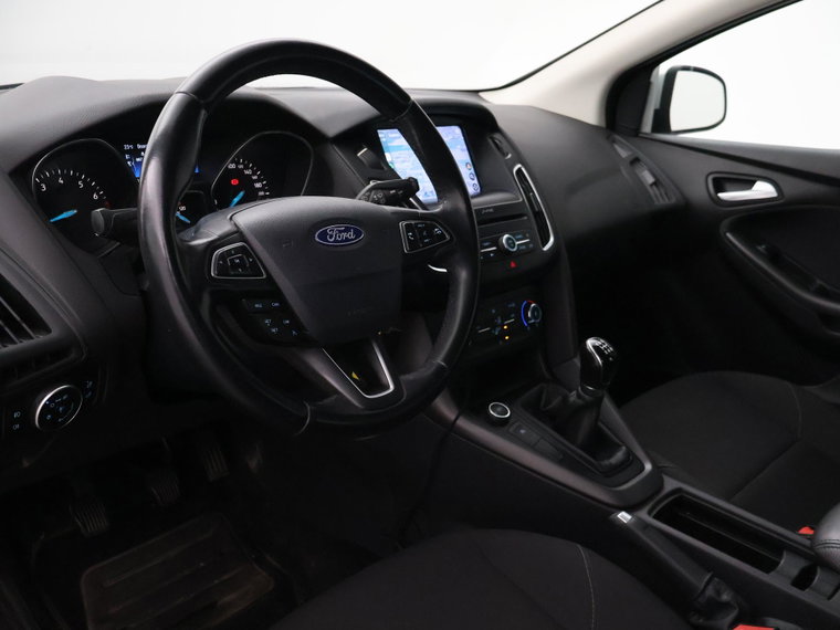 Vehicle Image 28