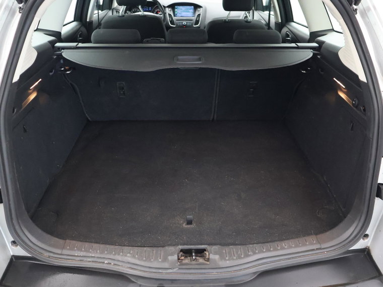 Vehicle Image 33