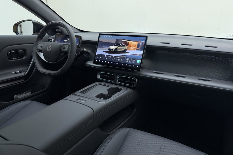 Vehicle Image 20