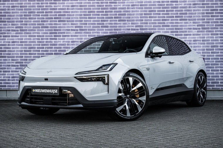 Polestar 4