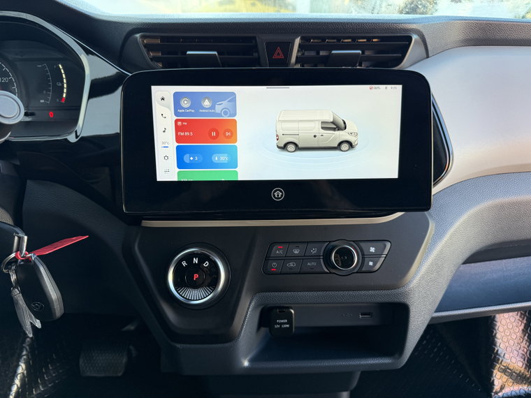 Vehicle Image 19