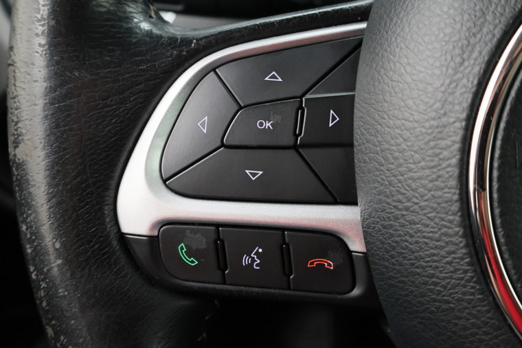 Vehicle Image 33