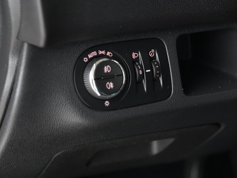 Vehicle Image 40