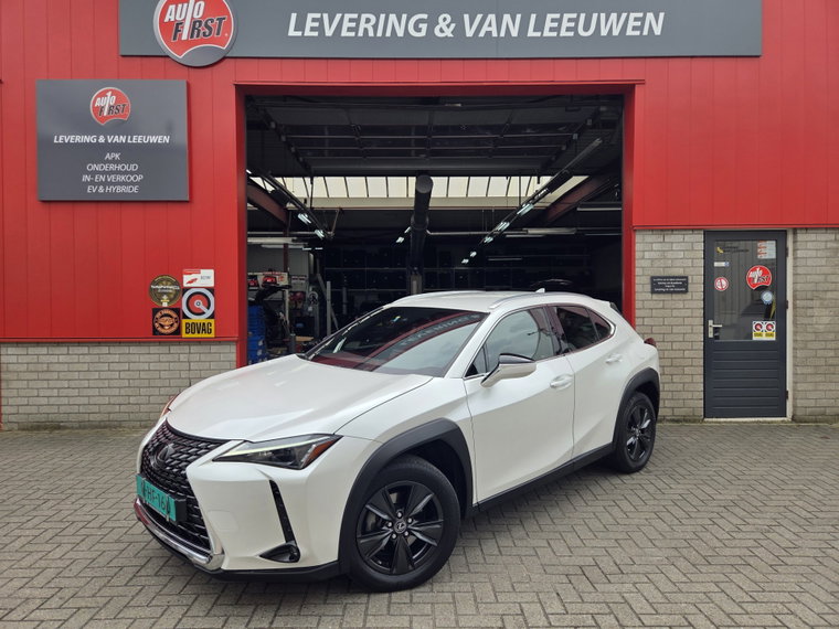 Lexus UX