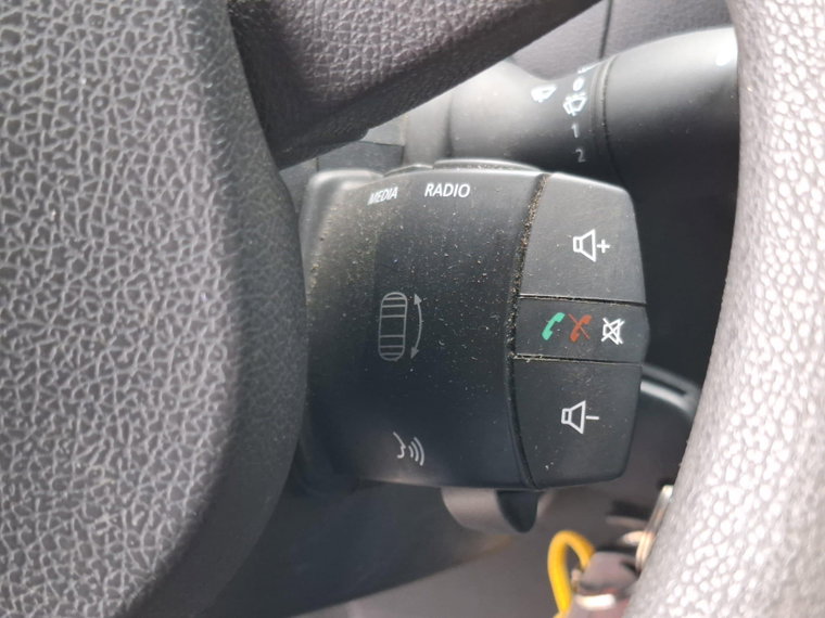 Vehicle Image 28