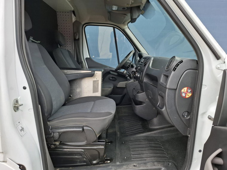 Vehicle Image 40
