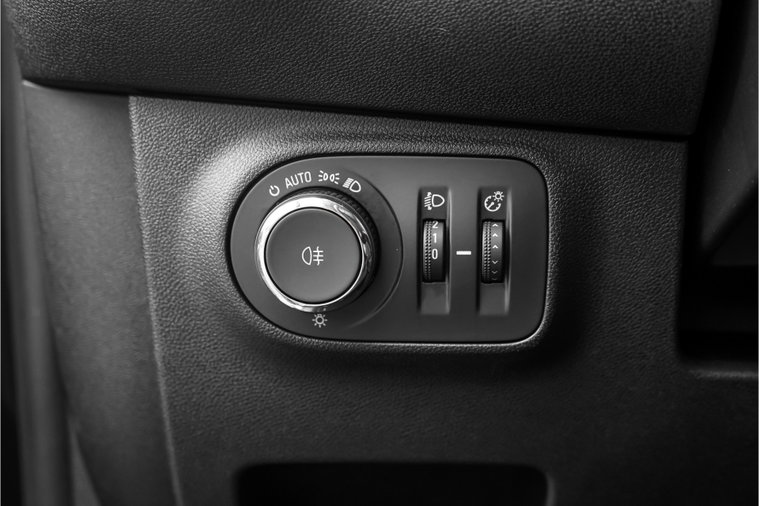 Vehicle Image 35