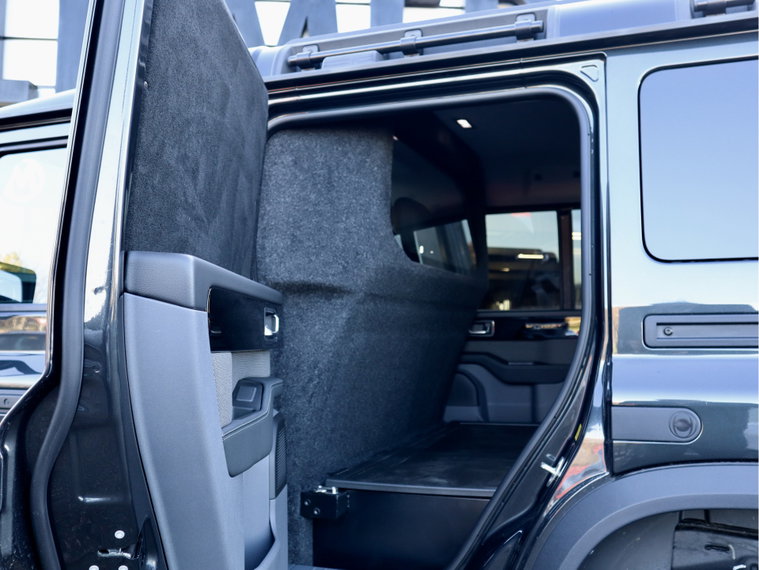 Vehicle Image 27