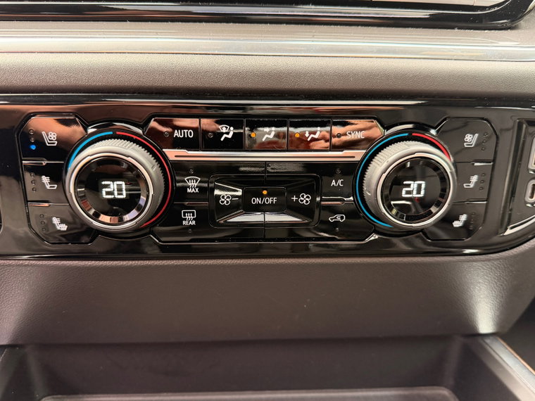Vehicle Image 36