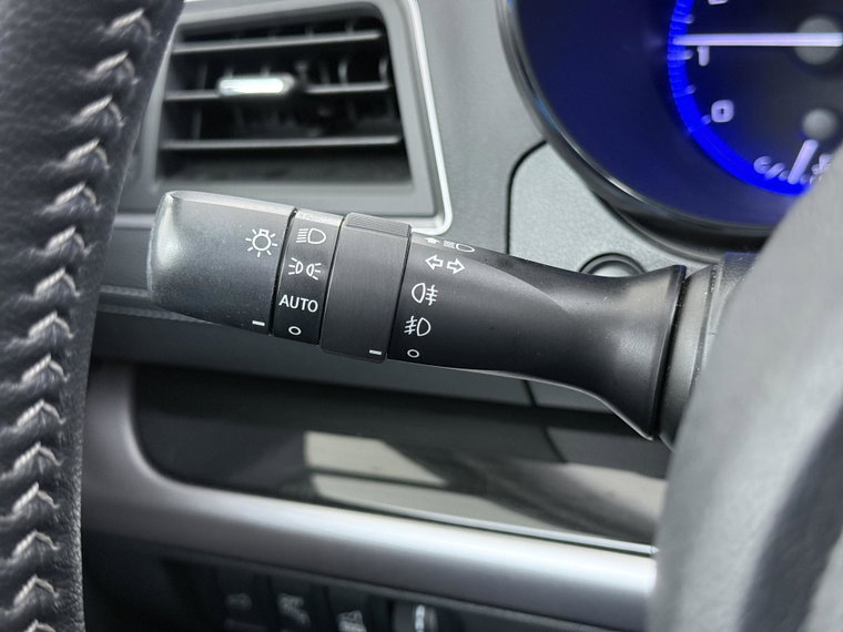 Vehicle Image 26