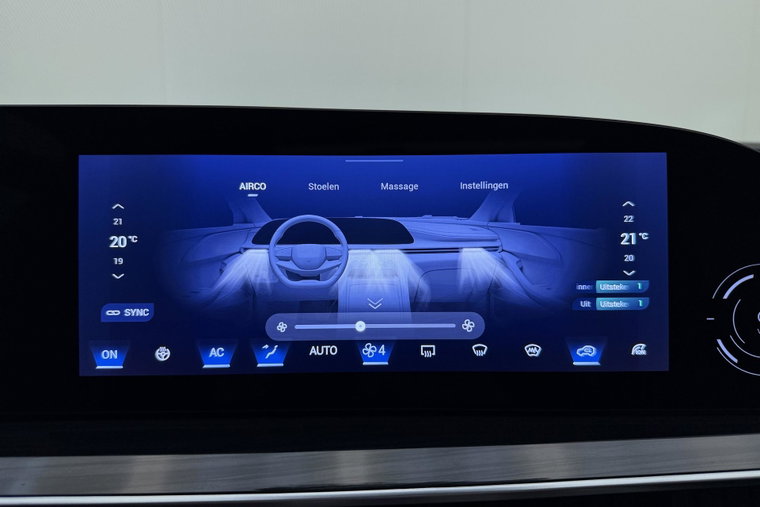 Vehicle Image 38