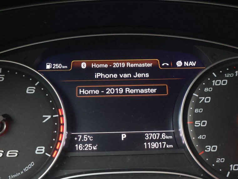 Vehicle Image 40