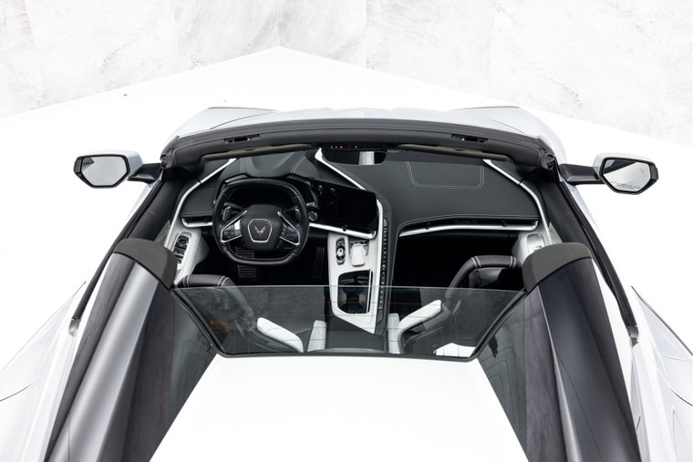 Vehicle Image 21