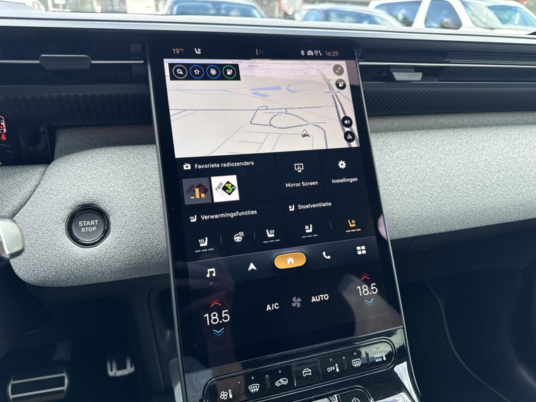 Vehicle Image 37