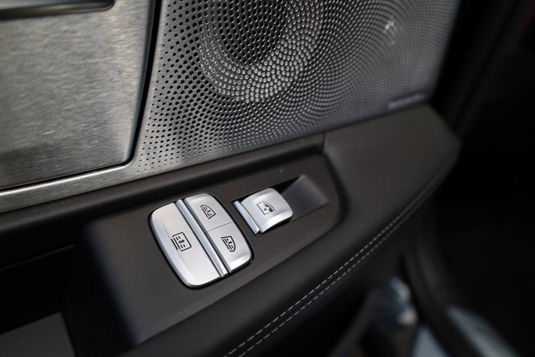 Vehicle Image 60