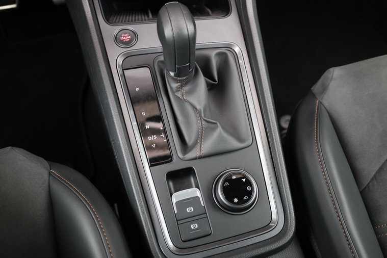 Vehicle Image 24