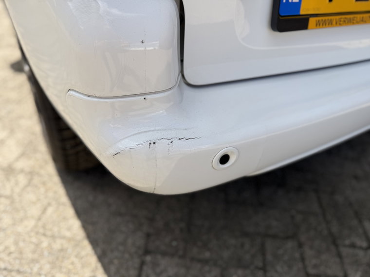 Vehicle Image 26