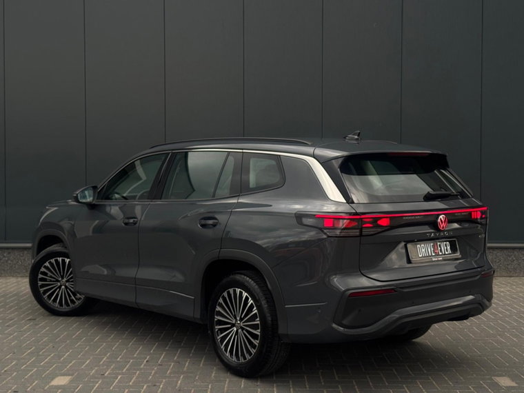 Vehicle Image 39