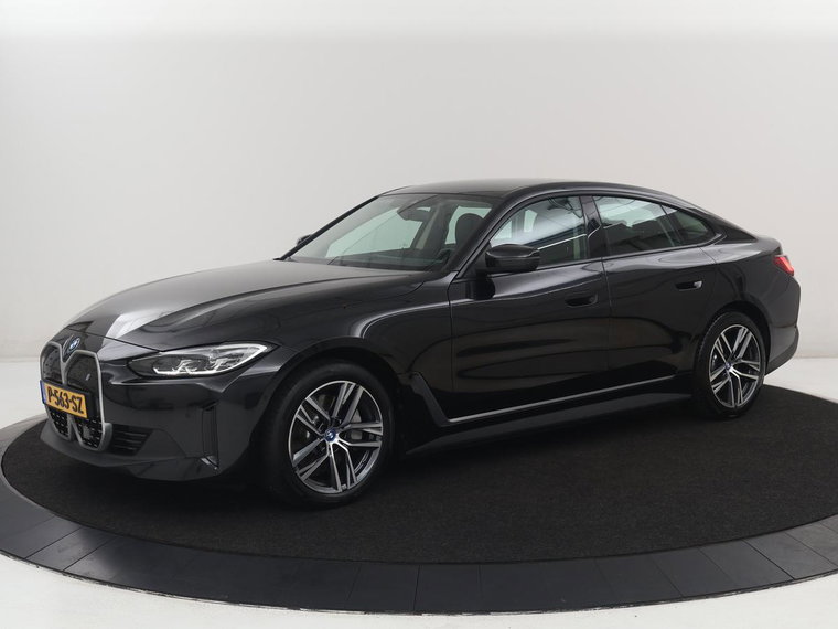 BMW i4 leasen