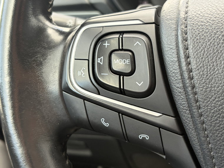 Vehicle Image 24