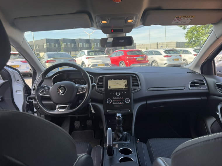 Vehicle Image 21
