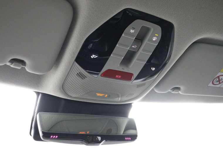 Vehicle Image 33