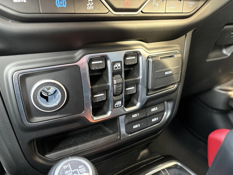 Vehicle Image 40