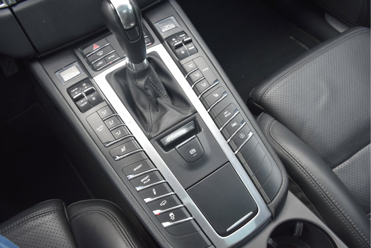 Vehicle Image 22