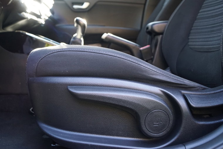 Vehicle Image 27