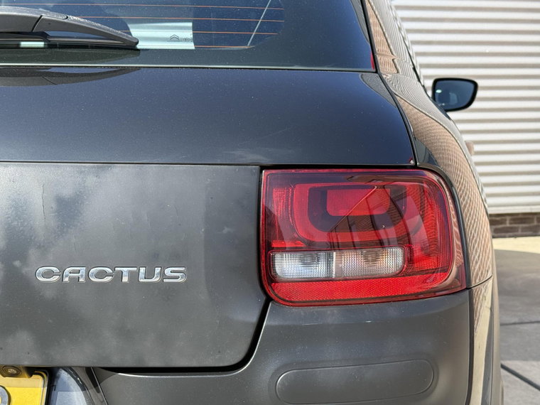 Vehicle Image 36