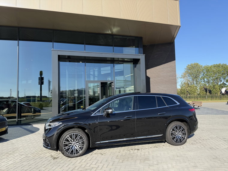 Mercedes-Benz EQS
