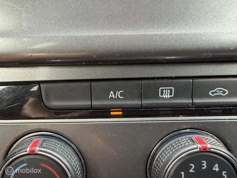 Vehicle Image 45