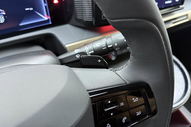 Vehicle Image 30