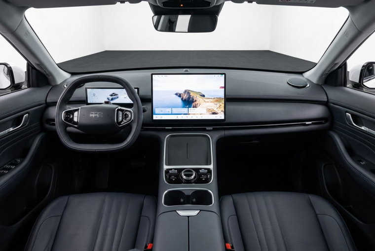 Vehicle Image 15