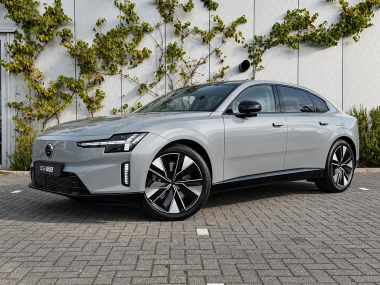 Volvo ES90
