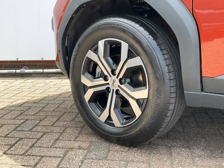 Vehicle Image 17