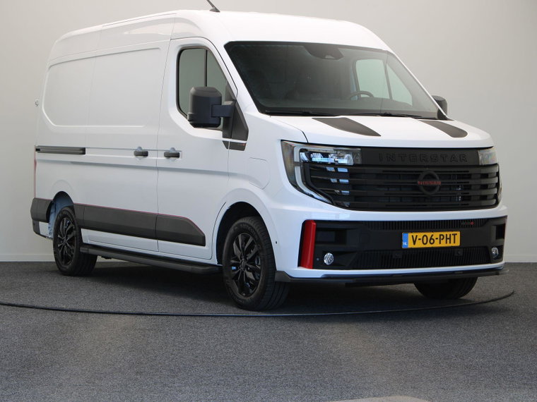Nissan Interstar