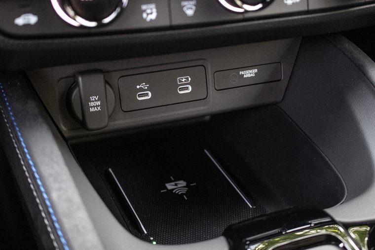 Vehicle Image 30