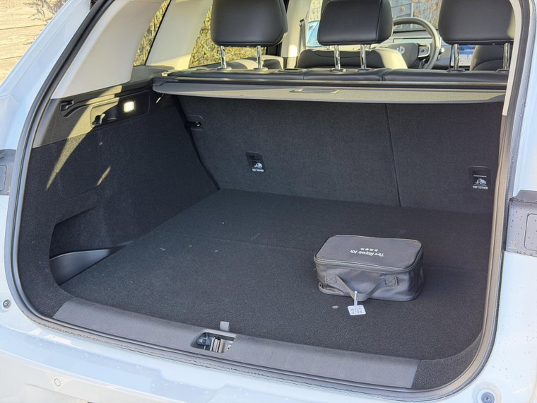 Vehicle Image 35