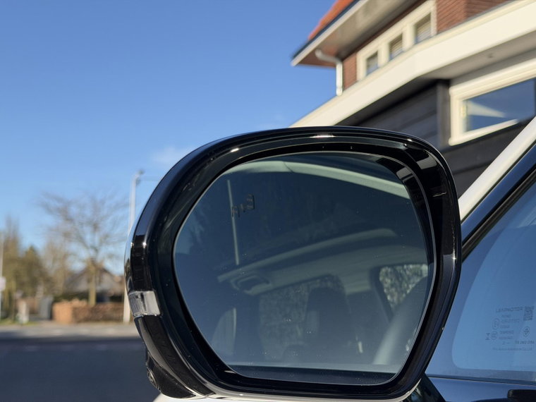 Vehicle Image 39