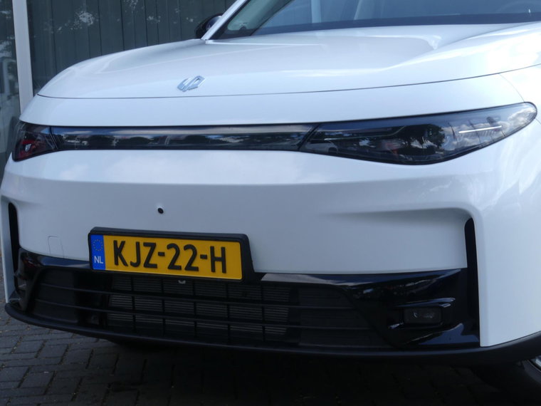 Vehicle Image 43