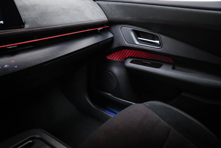 Vehicle Image 36