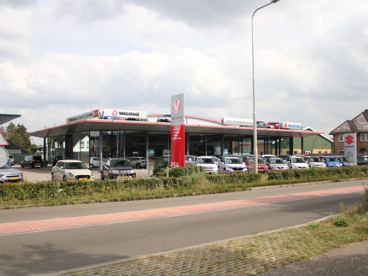 Vehicle Image 36