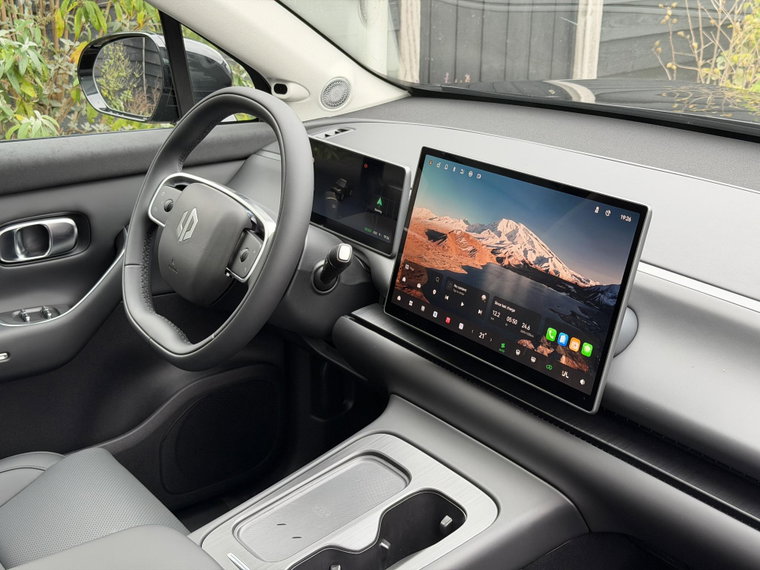 Vehicle Image 20