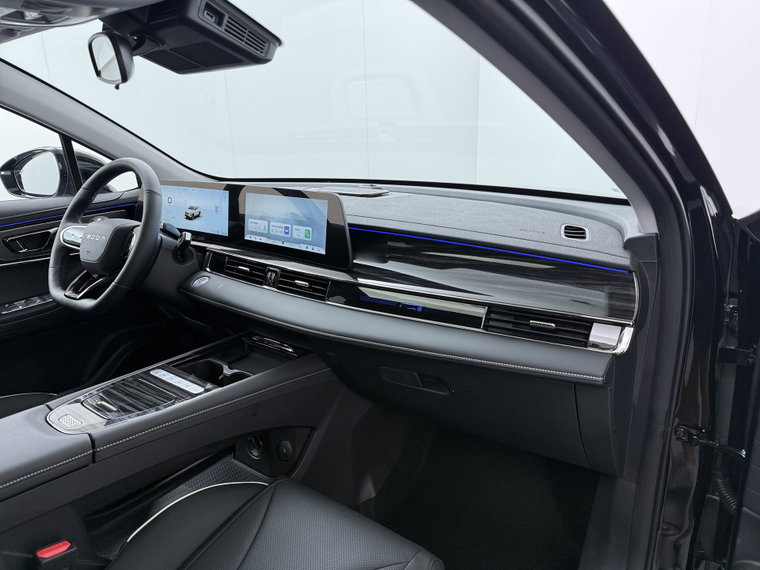 Vehicle Image 39