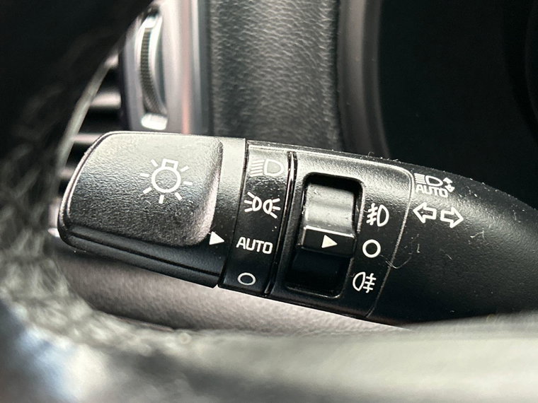 Vehicle Image 27