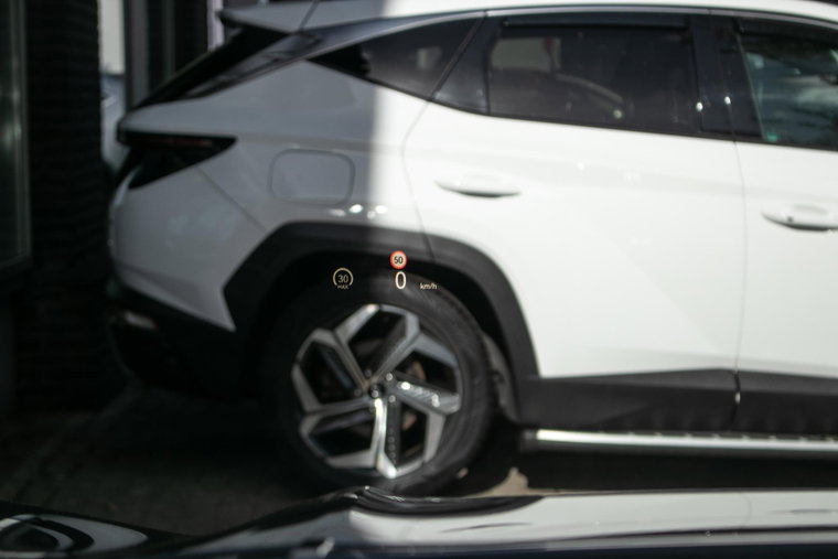 Vehicle Image 19