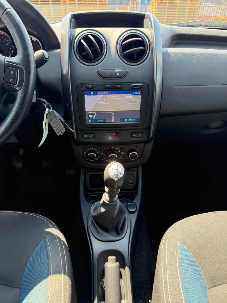 Vehicle Image 26